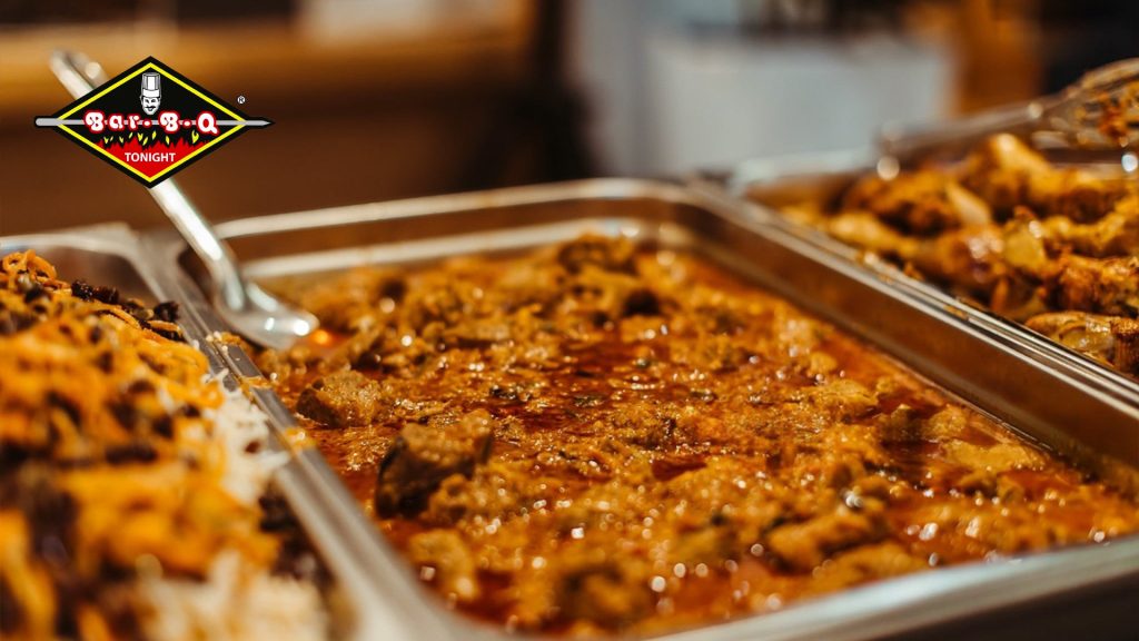 How Does the Evening Buffet Experience Differ from Lunch?